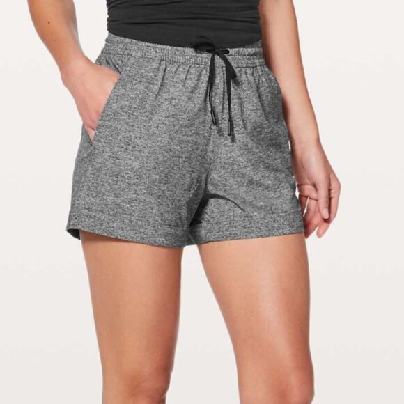 Lululemon Spring Break Away Short *4-way Stretch 3" Heather Lux Multi Black - Picture 5 of 5
